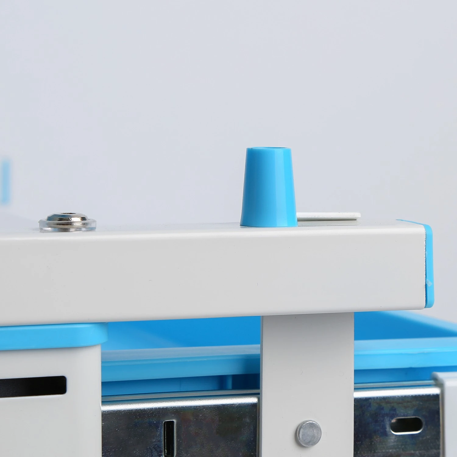 Vipack Kinderschreibtisch Comfortline - Weiß / Hellblau – Bild 15