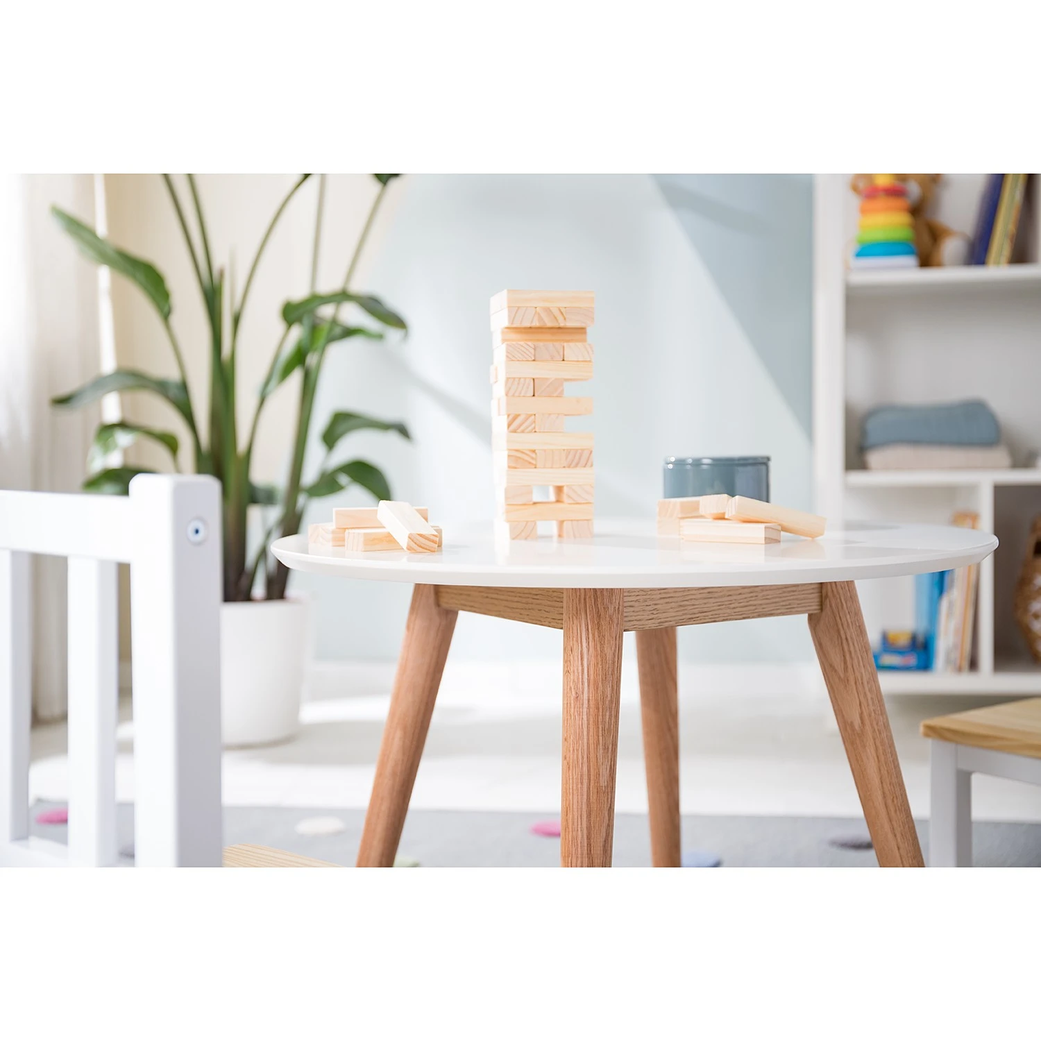 Mørteens Little Homies Kindertisch Lindholm I - Matt Weiß / Eiche – Bild 3