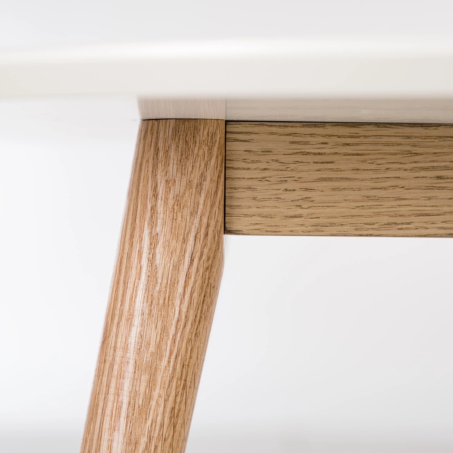 Mørteens Little Homies Kindertisch Lindholm I - Matt Weiß / Eiche – Bild 5