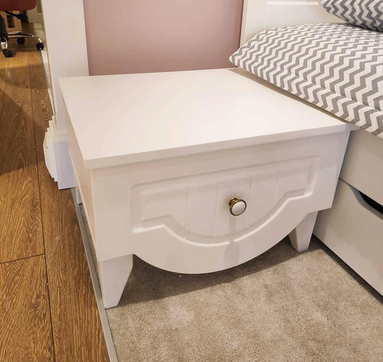 Belis Dario Nachttisch – Bild 2